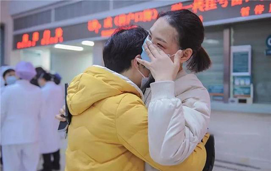 “回來就結(jié)婚！”瀘州醫(yī)護人員再再再出征武漢