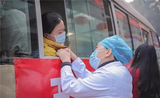 “回來就結(jié)婚！”瀘州醫(yī)護人員再再再出征武漢